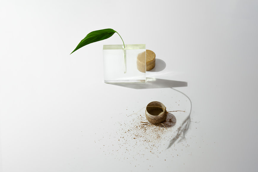 A Kind of Magic – Cosmetics Packaging Without Microplastic Pollution